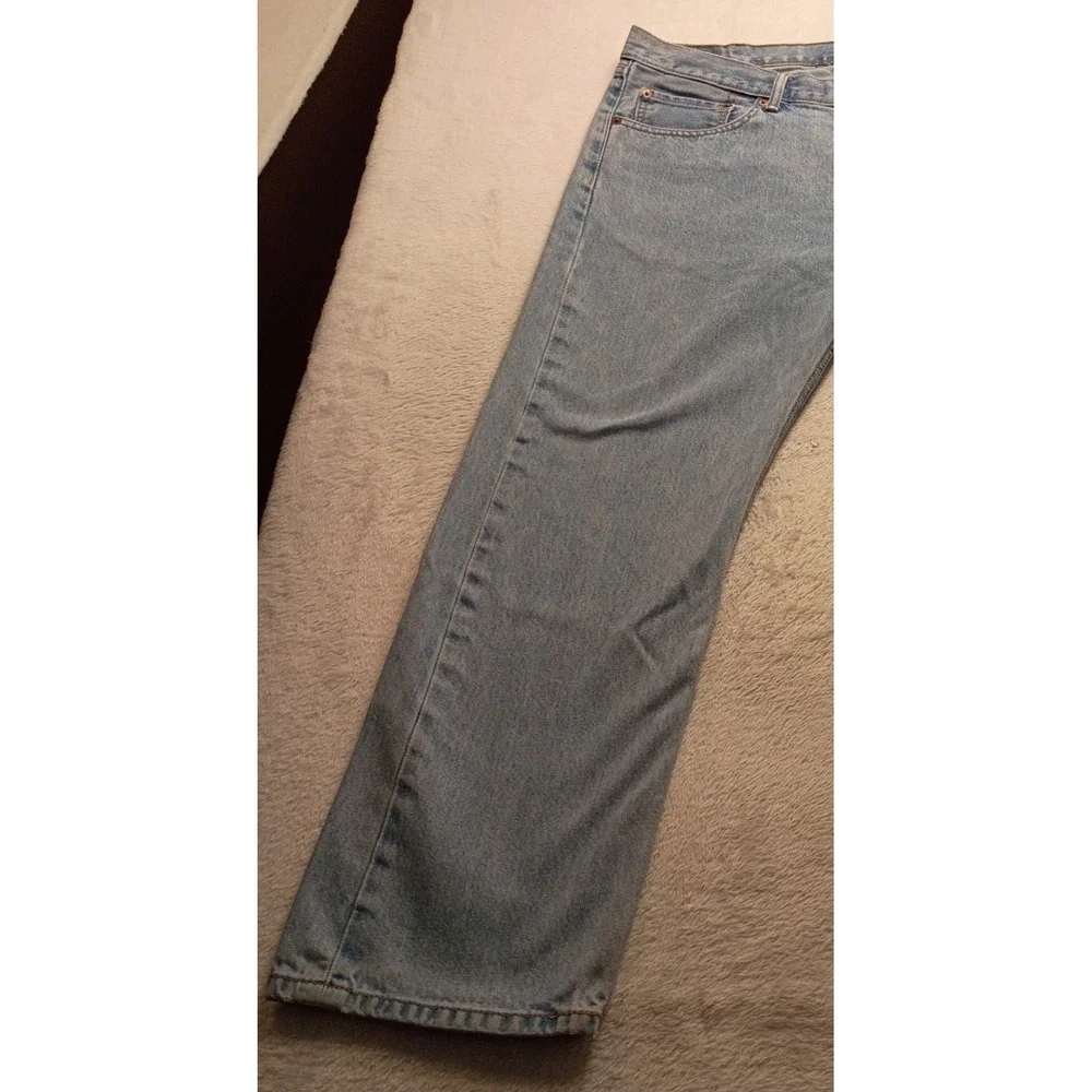 Levis 505 Regular Fit Straight Leg Light Wash Denim Jeans Men's Five Pocket NWOT